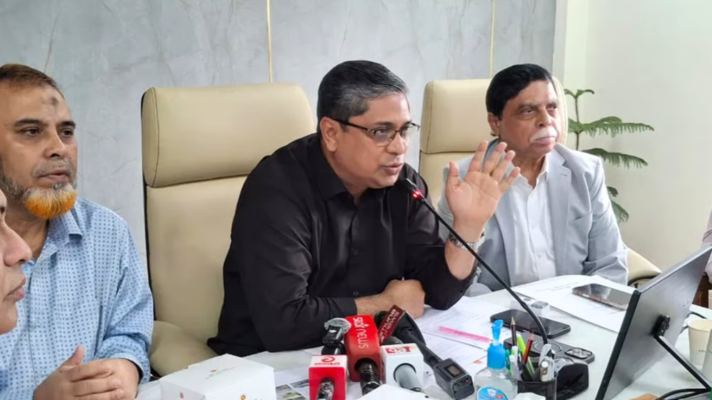 প্রধানমন্ত্রীর গুলশান বাসভবন থেকে জাতীয় গ্রিডে যাচ্ছে ১২০০ ইউনিট সৌরবিদ্যুৎ: মীর শাহে আলম